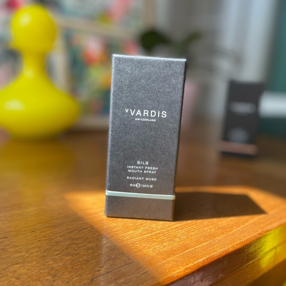 VVardis Switzerland SILS Instant Fresh Mouth Spray - Picture 4 of 7